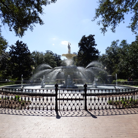 Meet your Posher, Crystal - Picture 3 of 8